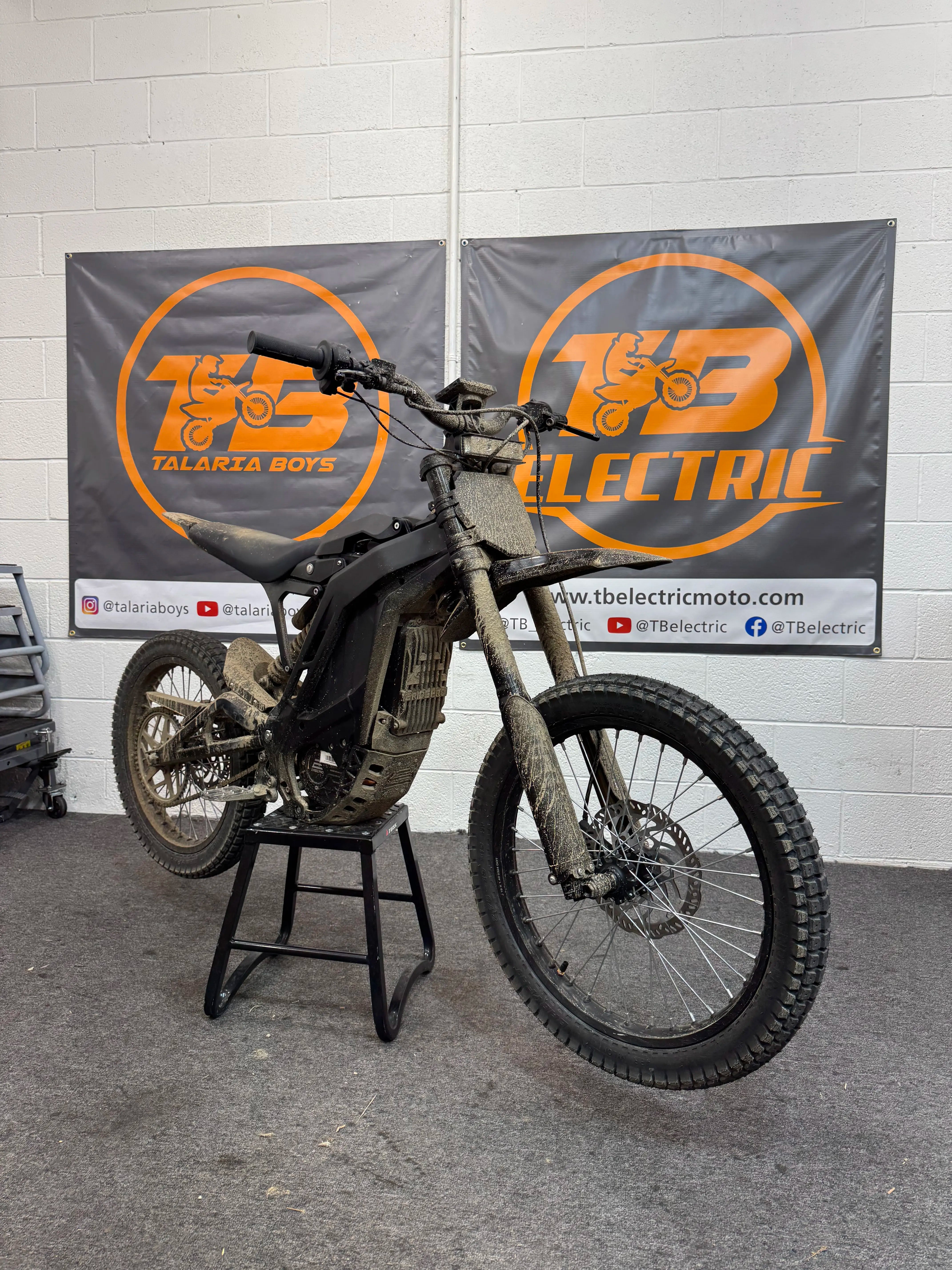 E-Ride Pro SS 2.0 vs. Talaria Sting: Which E-Moto Is Best for You?