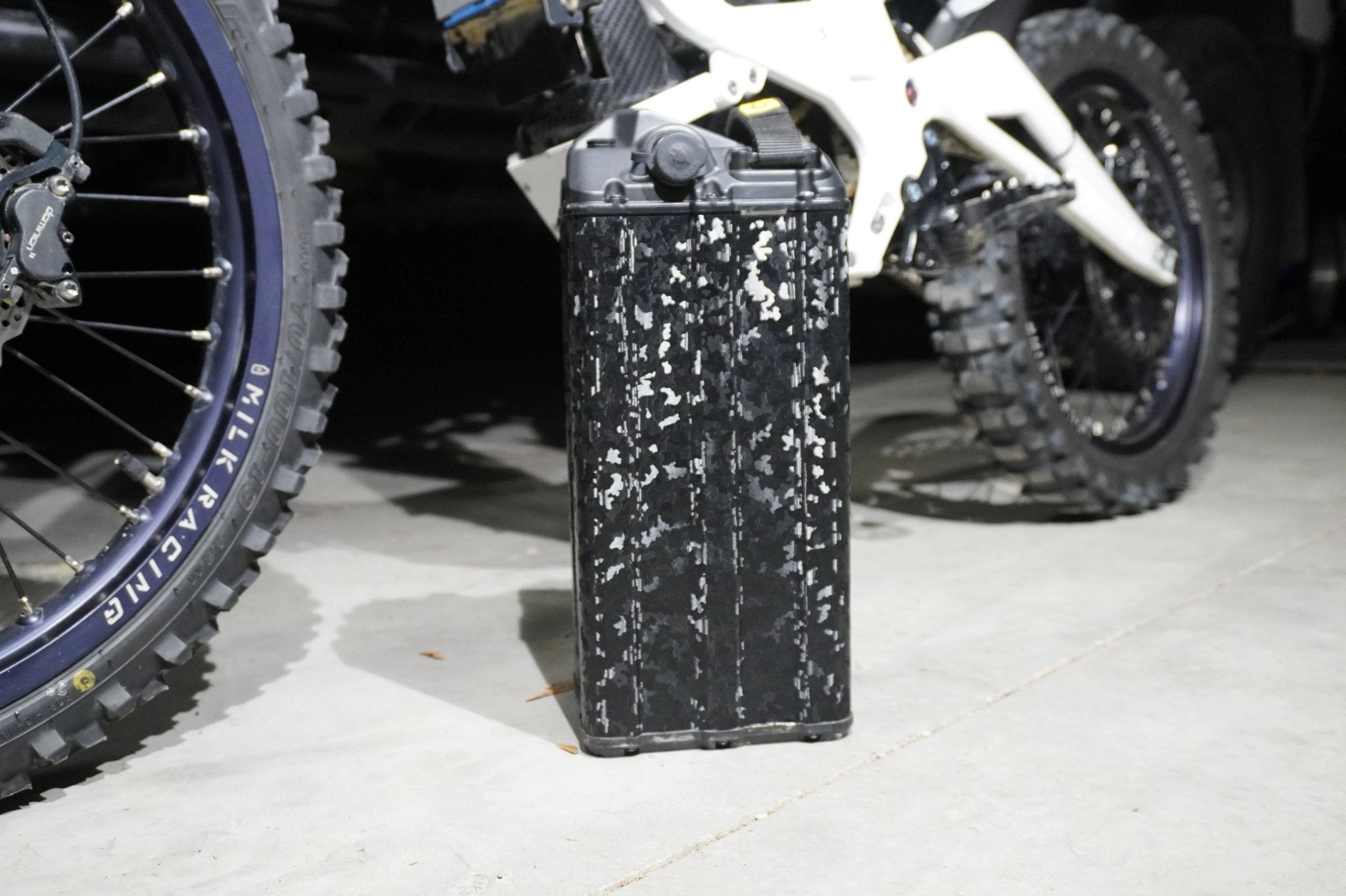 E-Bike ShadowSlate Black Camouflage Battery Wrap