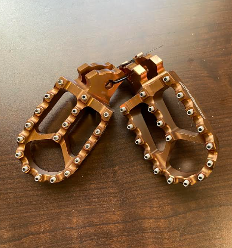 Return, Warp 9 Talaria Foot pegs Multiple colors
