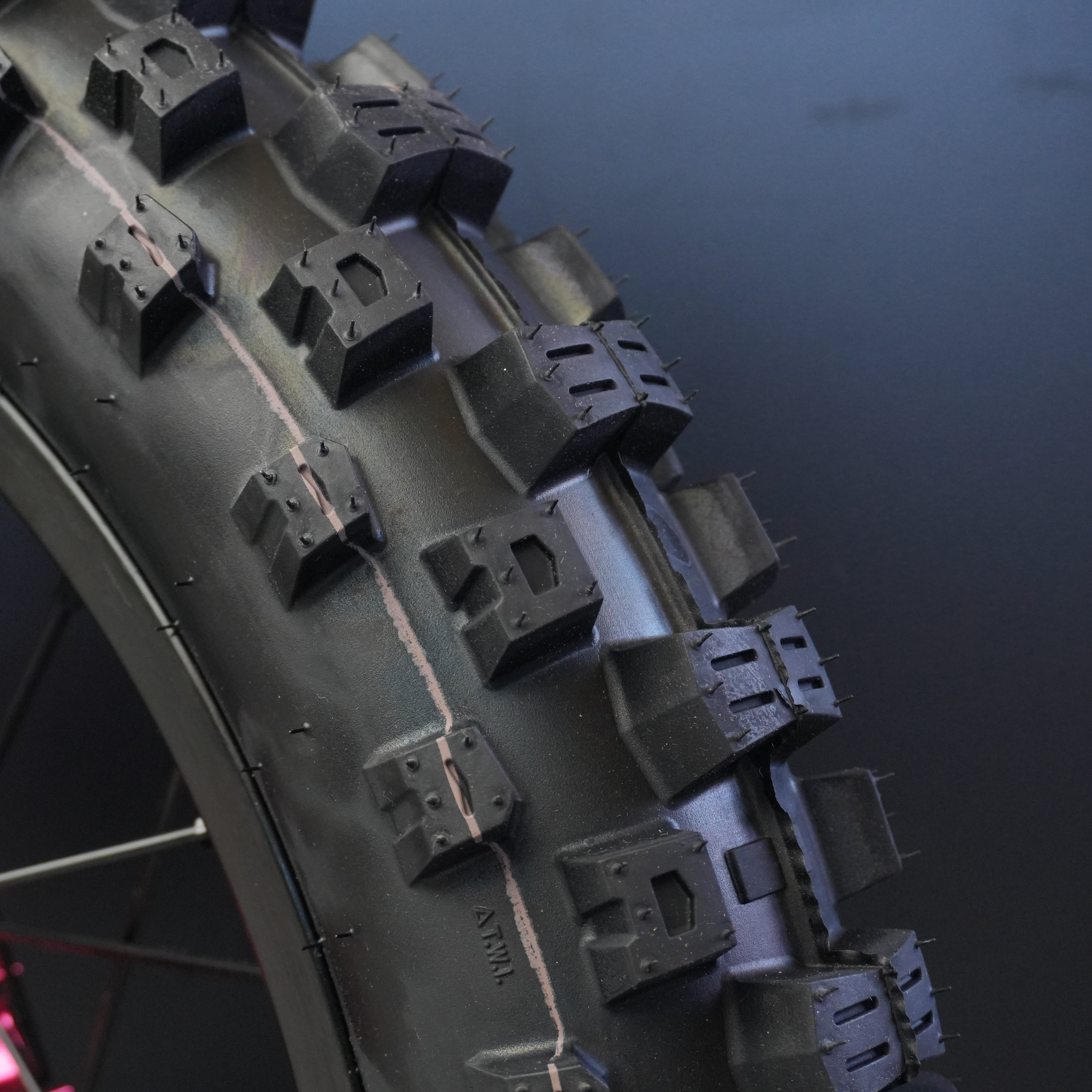 16in Wheel Upgrade For Vetra and Arctic Leopard XE With Tire