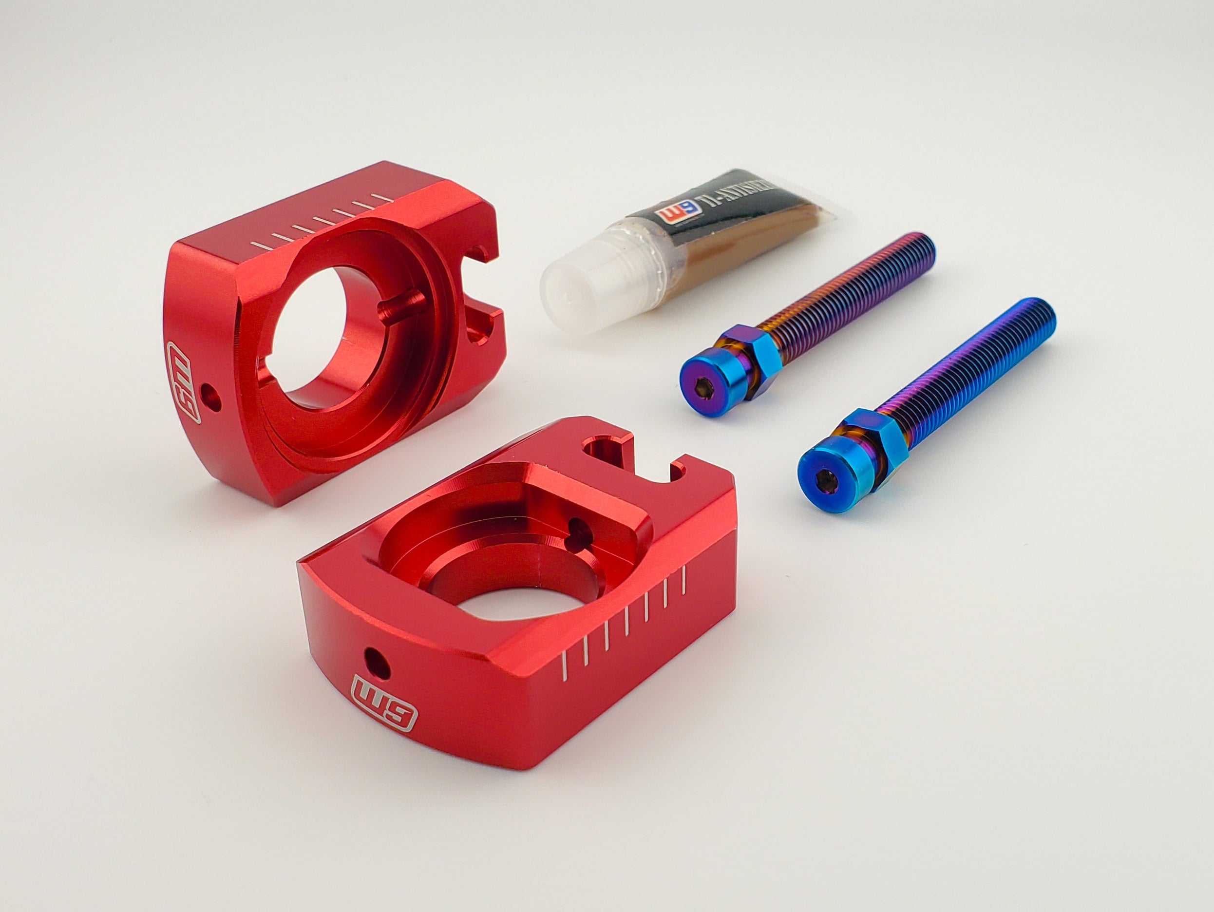 Warp 9 Ultra Bee Axle Blocks | Aluminum Keyed Axle Adjuster Set