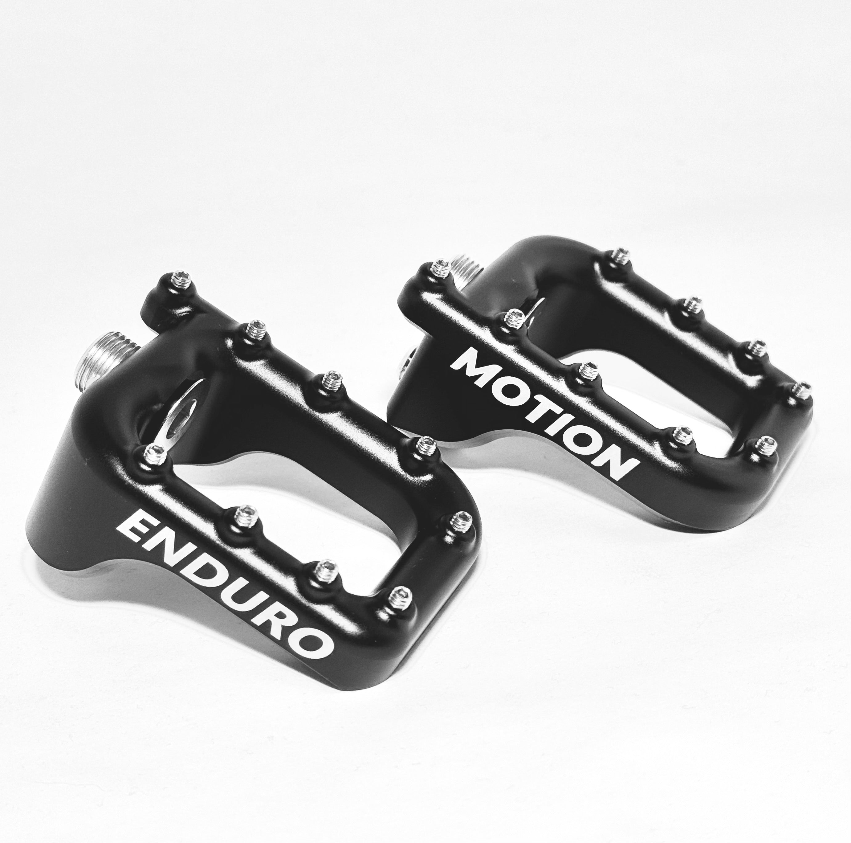 Motion Flex-Mount Footpegs